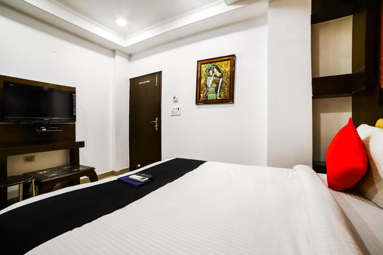 Capital O 6408 Hotel Delhi Heart นิวเดลี ภายนอก รูปภาพ