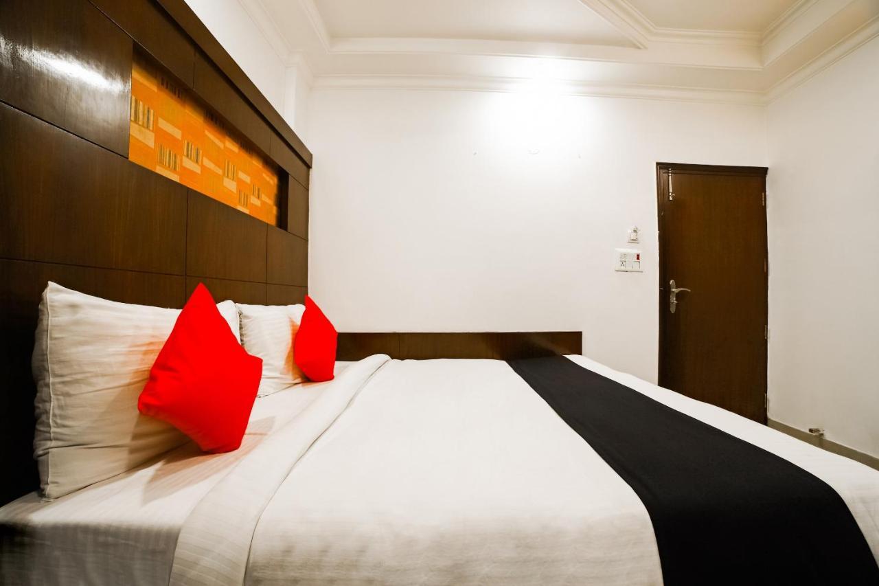Capital O 6408 Hotel Delhi Heart นิวเดลี ภายนอก รูปภาพ